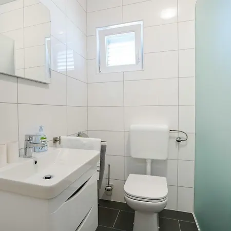 Tj 1 Apartment Zadar