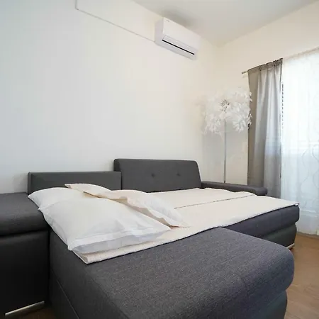 Tj 1 Apartment